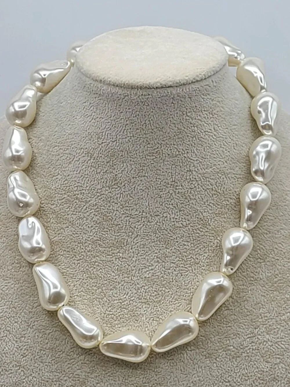J Crew Baroque Faux Pearl Necklace NWOT